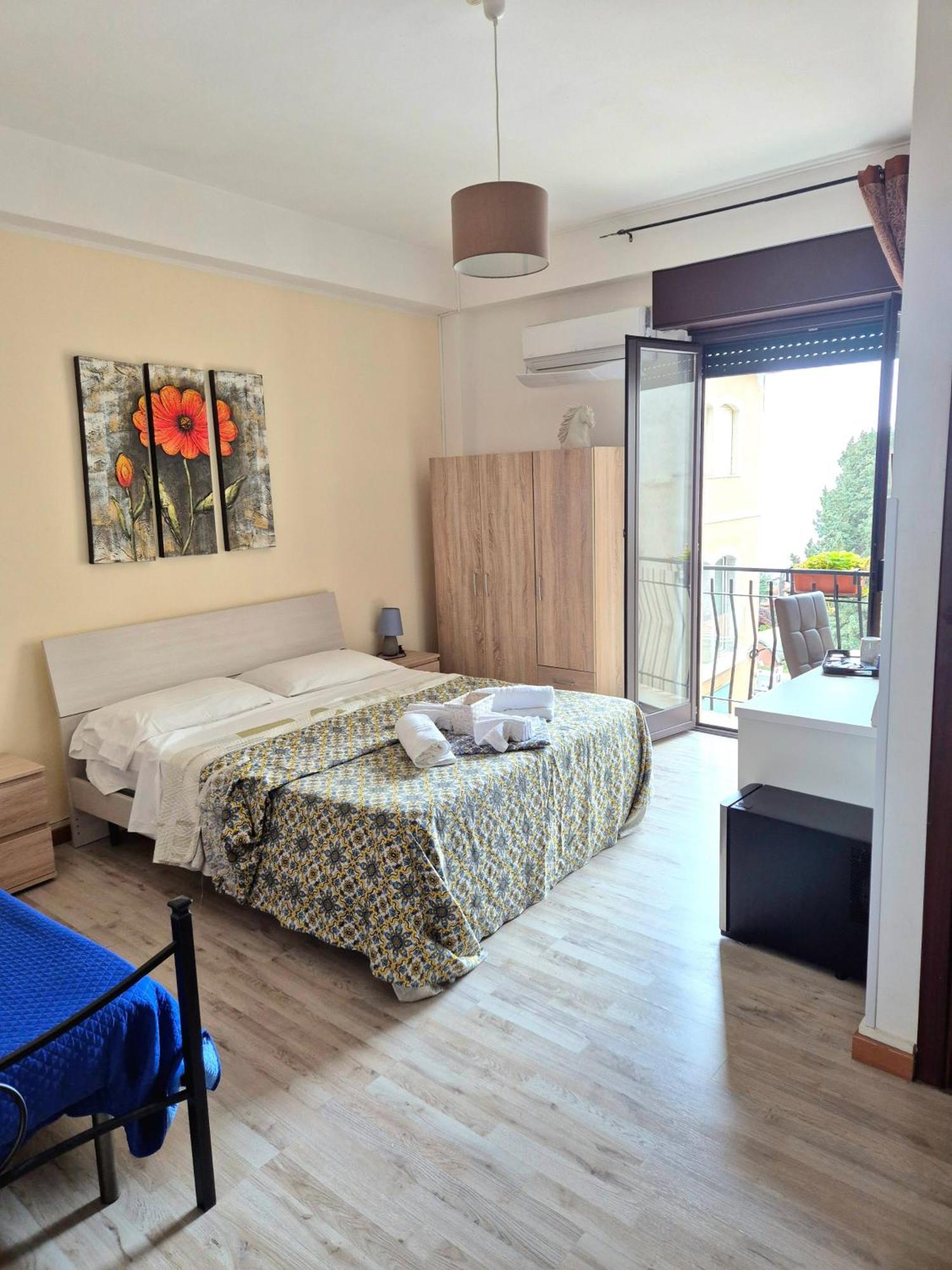 Bed and Breakfast Bella Таорміна Екстер'єр фото
